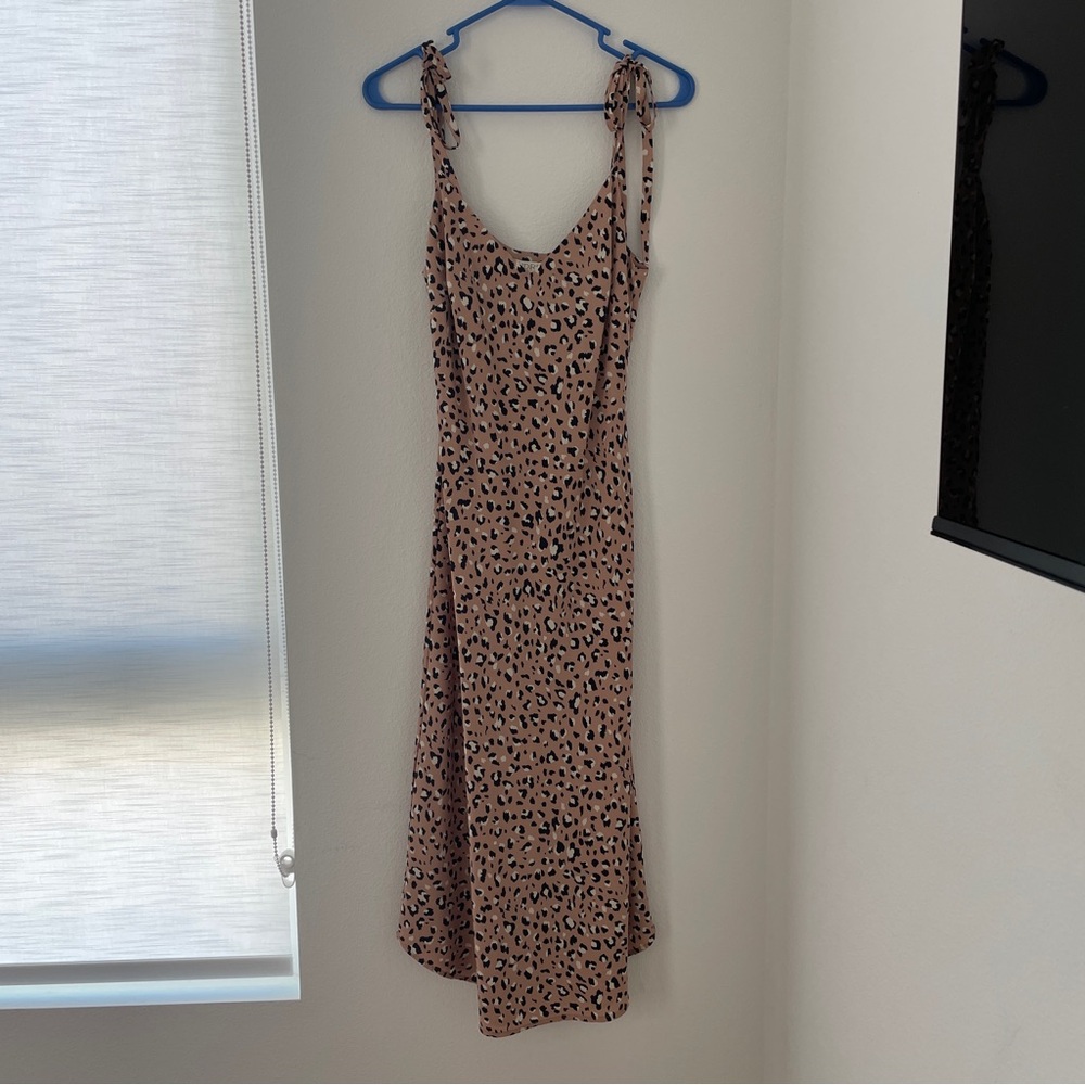 Audrey 3+1 Women's Leopard Animal Print Dress Midi Strappy Sleeveless Tan Small